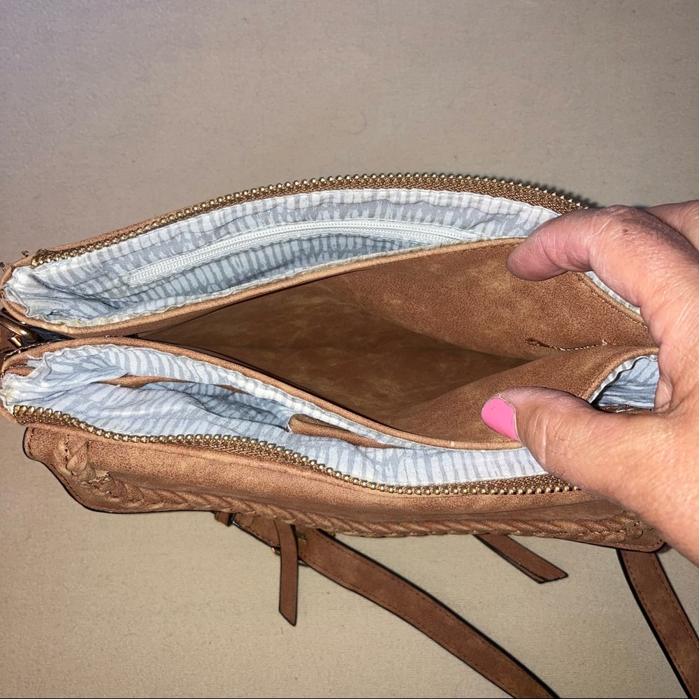Love Culture | Braided Crossbody Bag - Picture 5 of 8